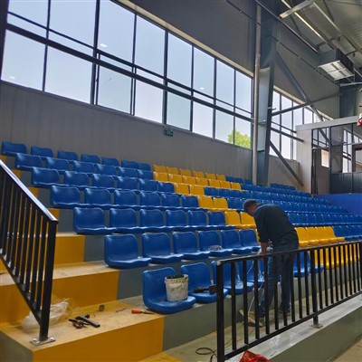 Úti hol blása mótuð sæti